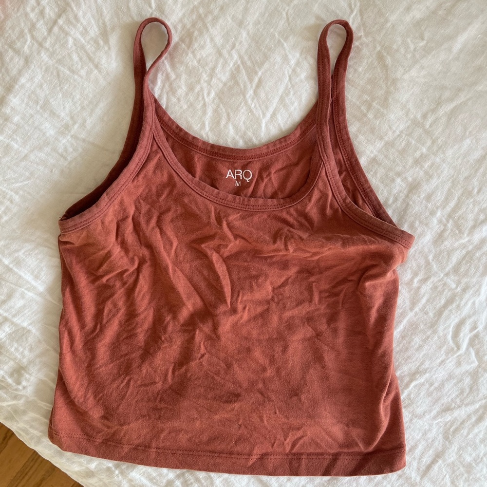 ARQ cropped tank- terracotta